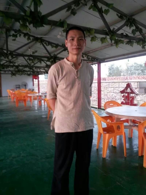 周哥的第三张照片--南阳相亲服务中心