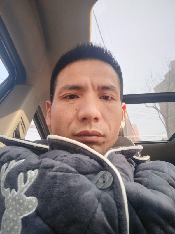 青春不长在的第一张照片--南阳相亲服务中心