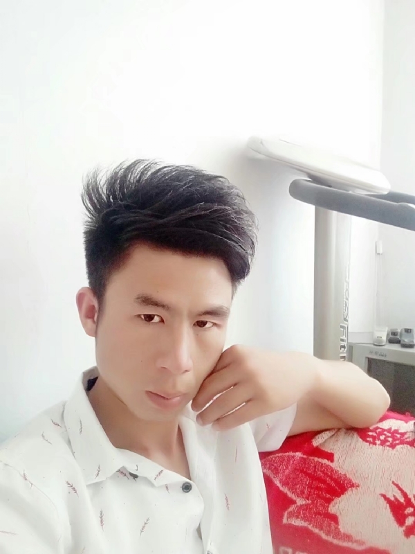 只得一人心的第二张照片--南阳相亲服务中心