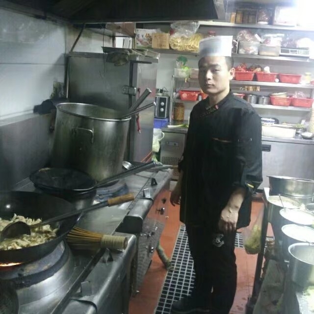 珍惜才配拥有的第一张照片--南阳相亲服务中心