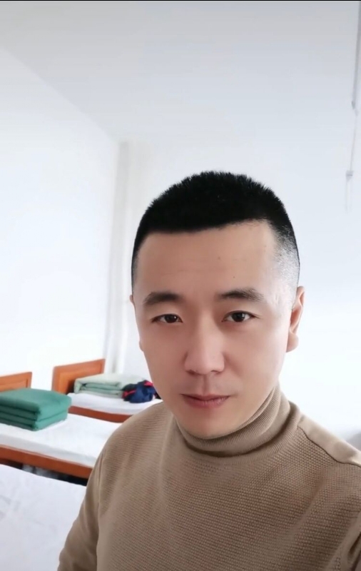 随风的第二张照片--南阳相亲服务中心