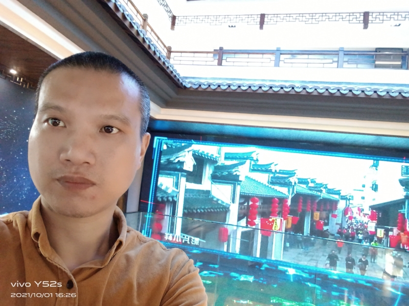 云中漫步的第一张照片--南阳相亲服务中心