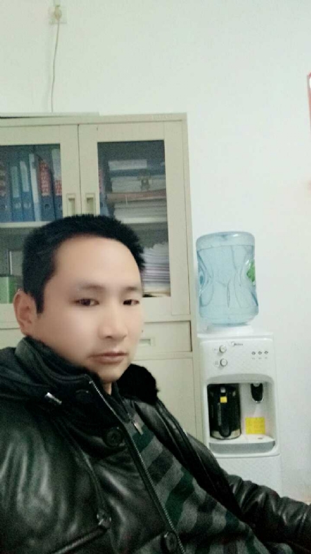 蓝色棒棒糖的第一张照片--南阳相亲服务中心