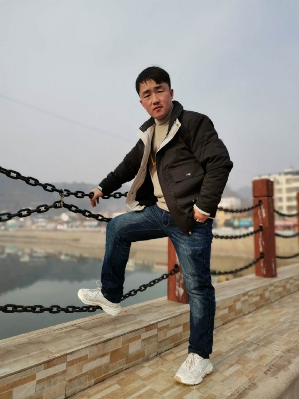 性情中人的第一张照片--南阳相亲服务中心