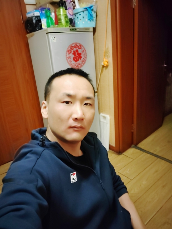 子昂的第一张照片--南阳相亲服务中心