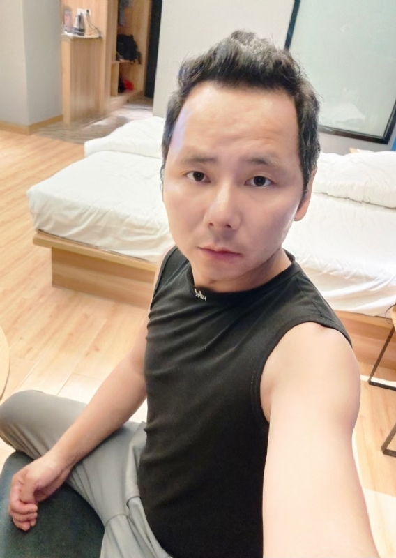 爱远的要命的第一张照片--南阳相亲服务中心