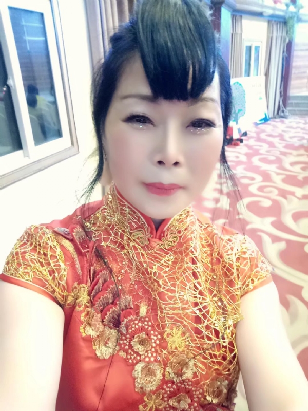 冰雪的第一张照片--南阳相亲服务中心