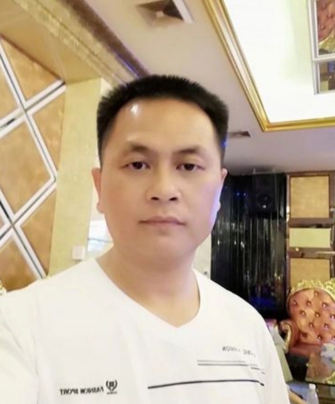 小梁的第二张照片--南阳相亲服务中心