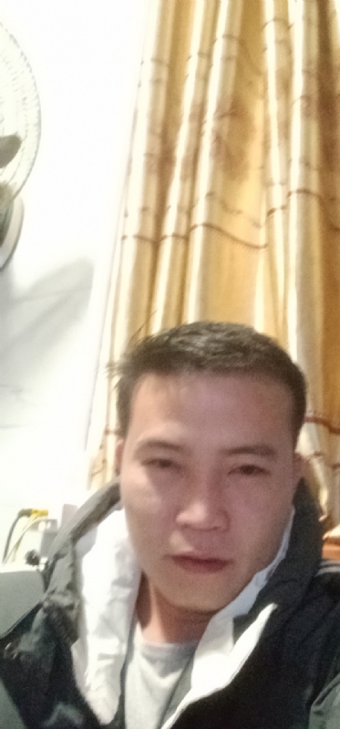 一个人的烟火的第一张照片--南阳相亲服务中心