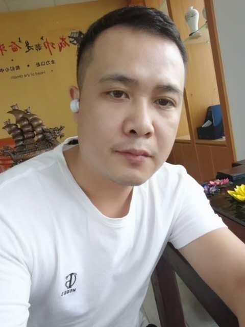 礼哥的第二张照片--南阳相亲服务中心