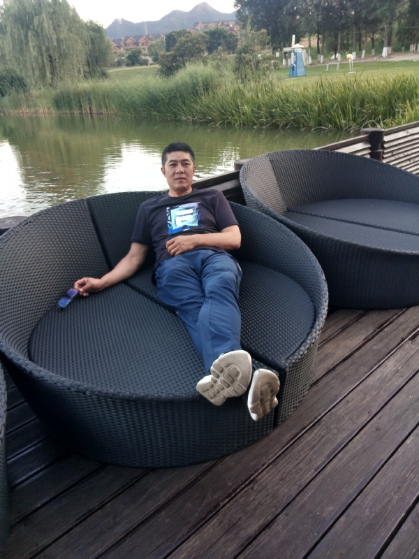 喜之郎的第一张照片--南阳相亲服务中心