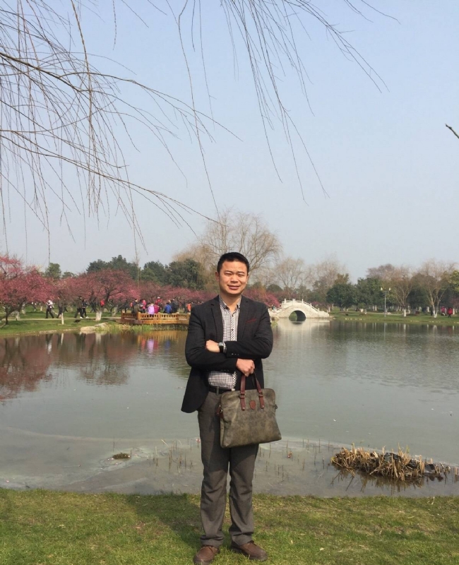 曾经的心疼的第二张照片--南阳相亲服务中心