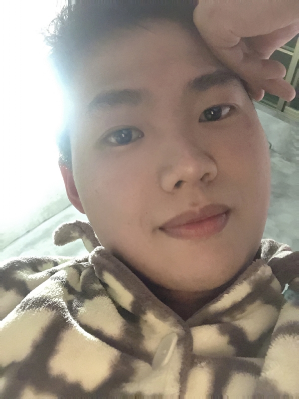 她的第四张照片--南阳相亲服务中心