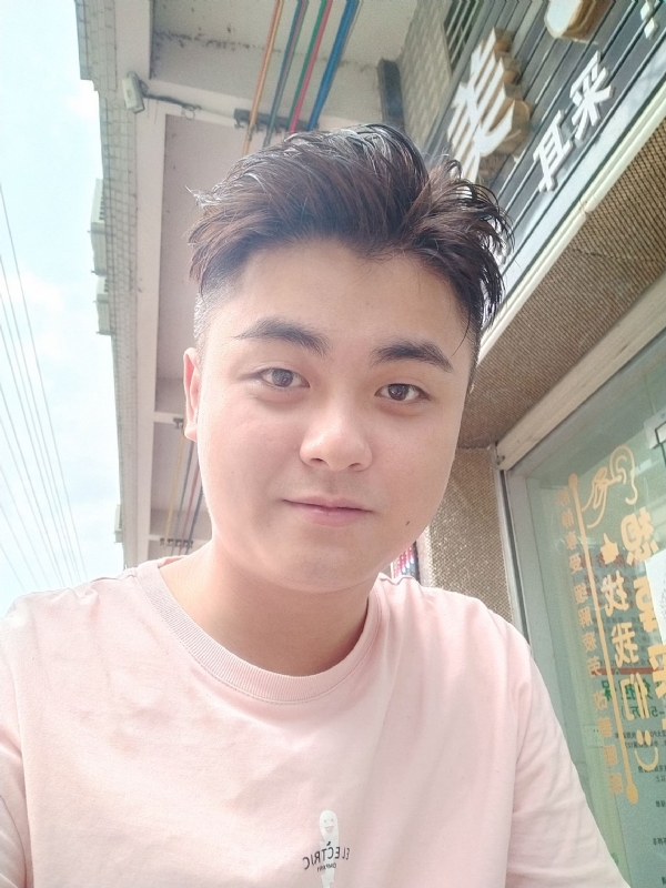 李健诚的第一张照片--南阳相亲服务中心