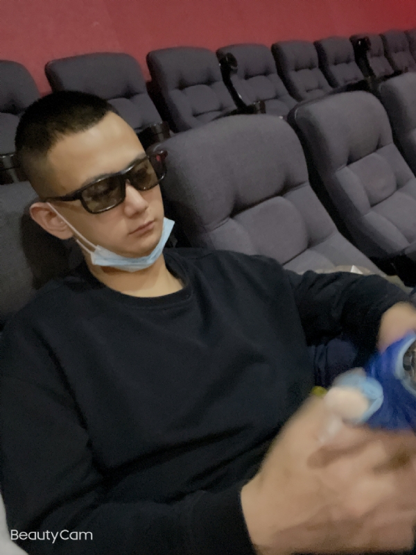 小五的第三张照片--南阳相亲服务中心