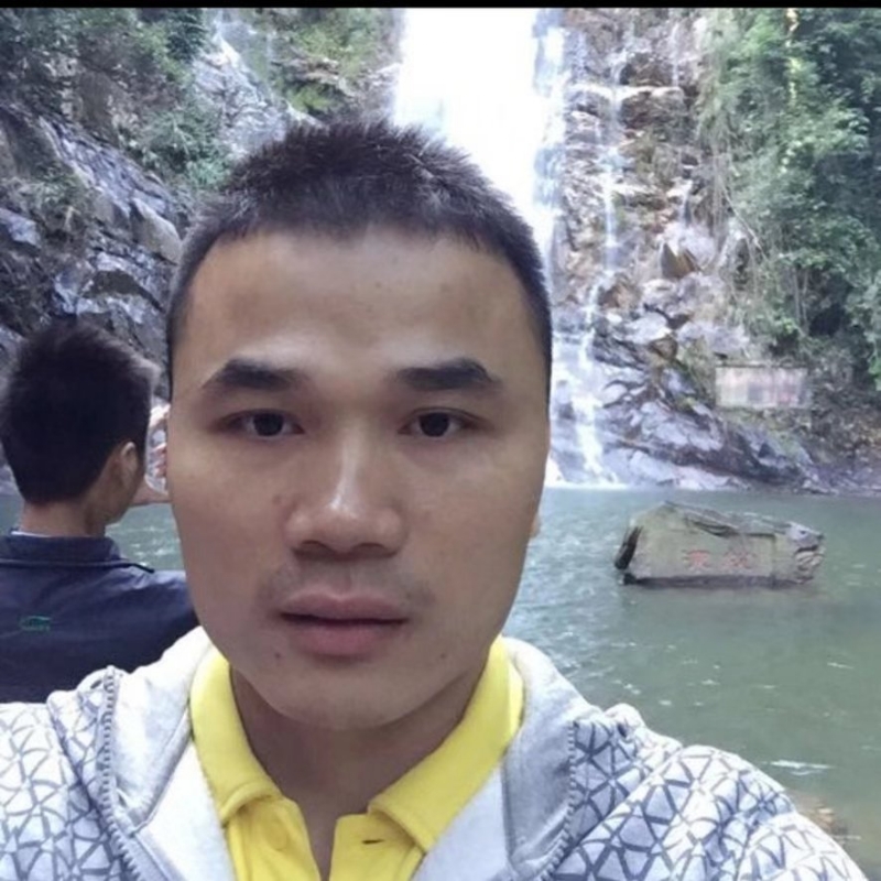 老梁的第一张照片--南阳相亲服务中心