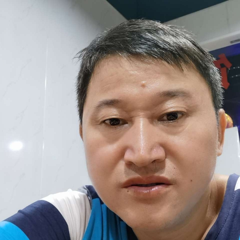 宏宏的第一张照片--南阳相亲服务中心