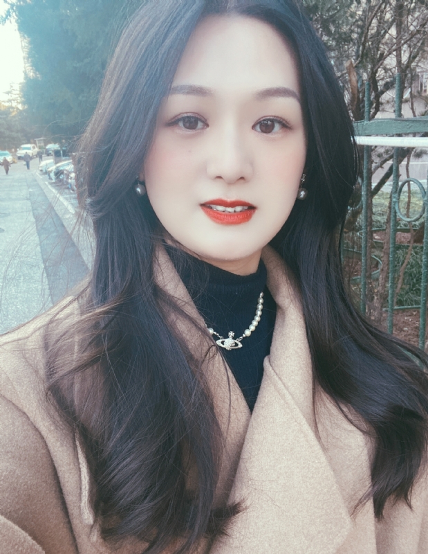 盧盈穎的第一张照片--南阳相亲服务中心