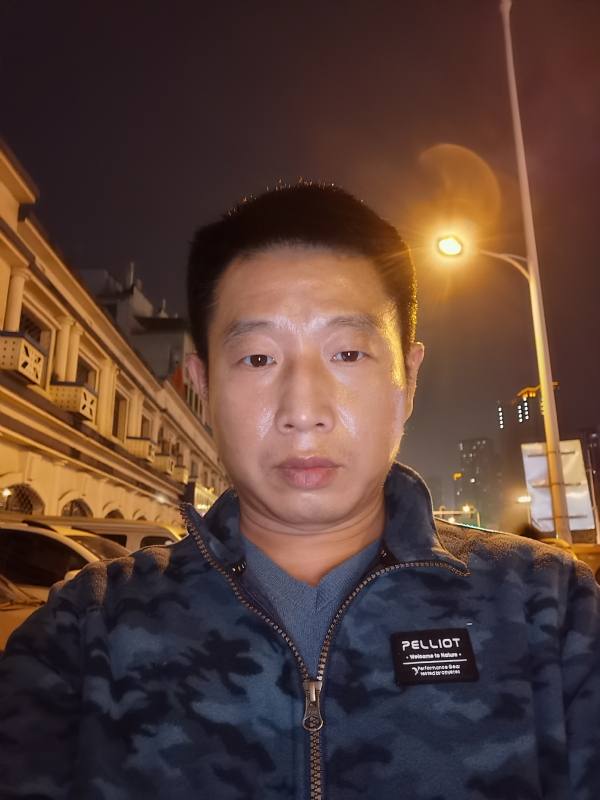 偷偷说的第一张照片--南阳相亲服务中心