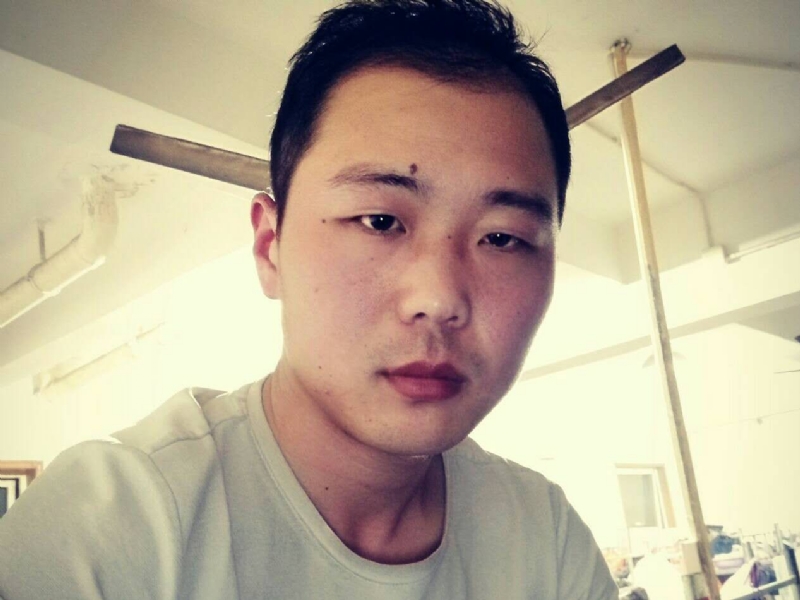 听听那冷雨的第二张照片--南阳相亲服务中心