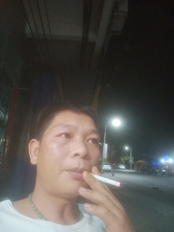 善解人意的第二张照片--南阳相亲服务中心