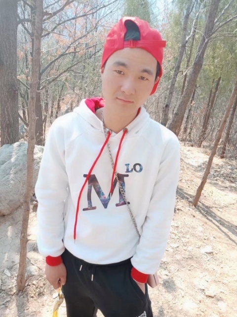 天赐人生的第一张照片--南阳相亲服务中心