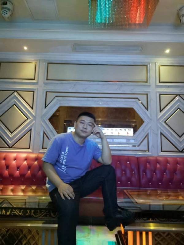 黄生的第四张照片--南阳相亲服务中心