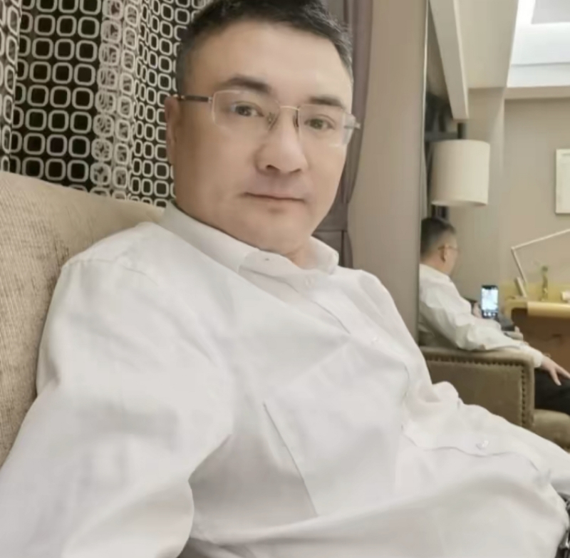 追逐的第二张照片--南阳相亲服务中心