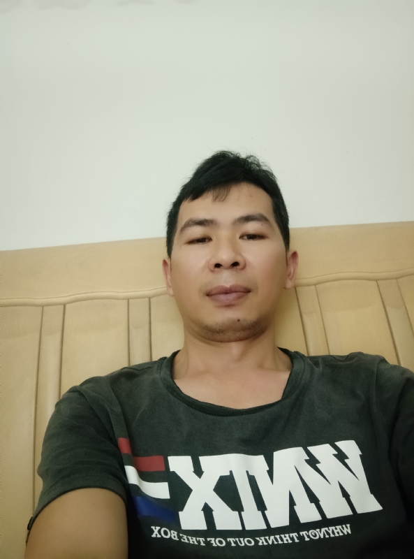 小伙子的第四张照片--南阳相亲服务中心