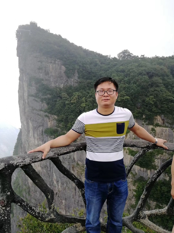 江汉的第一张照片--南阳相亲服务中心