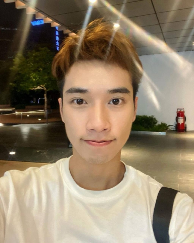 油菜花的第一张照片--南阳相亲服务中心