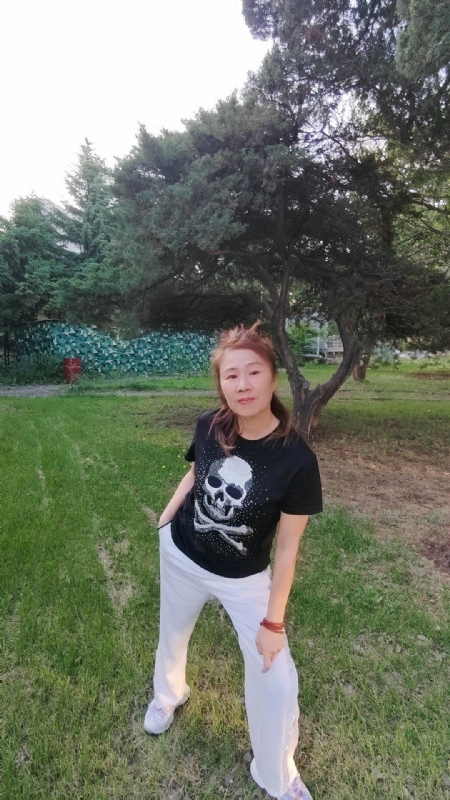 晚霞的第二张照片--南阳相亲服务中心