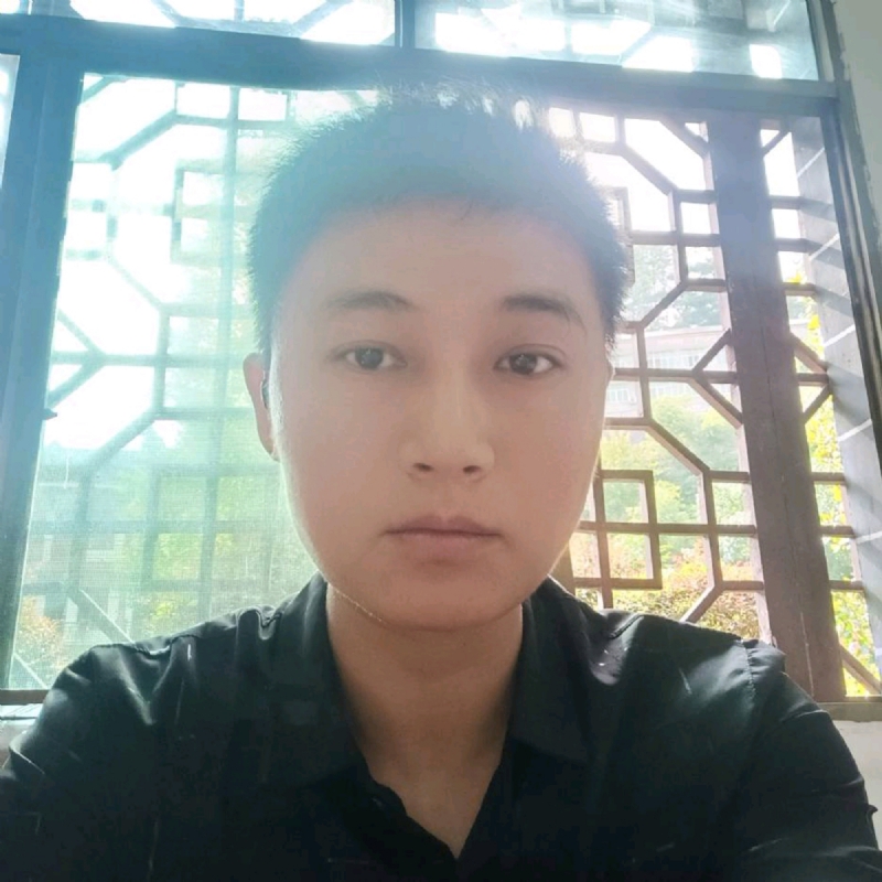 枫叶的第一张照片--南阳相亲服务中心