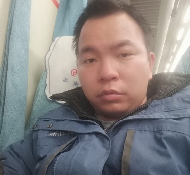 淡定的第一张照片--南阳相亲服务中心