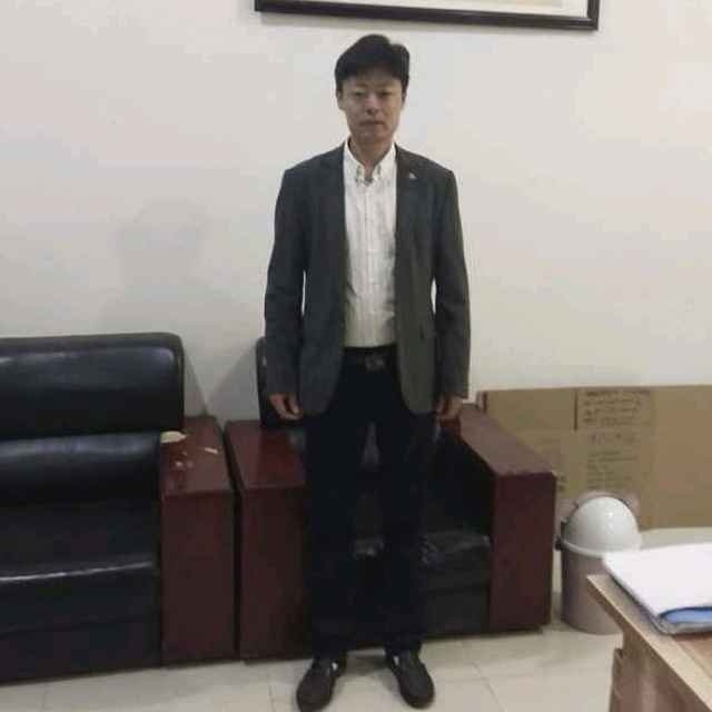 蓝天白云的第一张照片--南阳相亲服务中心