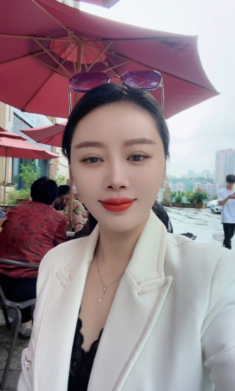 Angela的第一张照片--南阳相亲服务中心