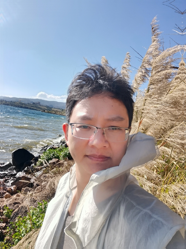 梅安歌的第一张照片--南阳相亲服务中心