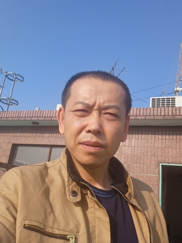 红尘逐浪的第一张照片--南阳相亲服务中心