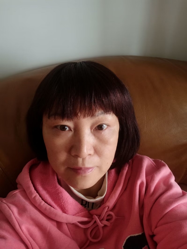 红玫瑰的第二张照片--南阳相亲服务中心