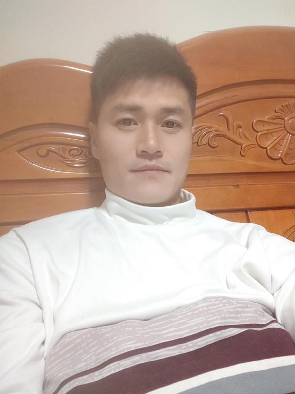 网球罗的第四张照片--南阳相亲服务中心