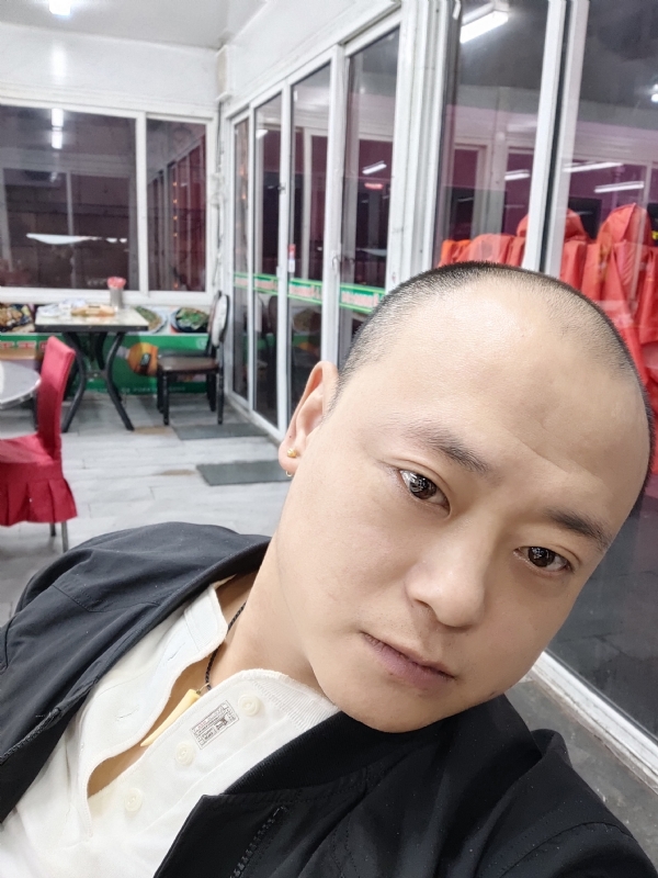 大连相亲的第一张照片--南阳相亲服务中心