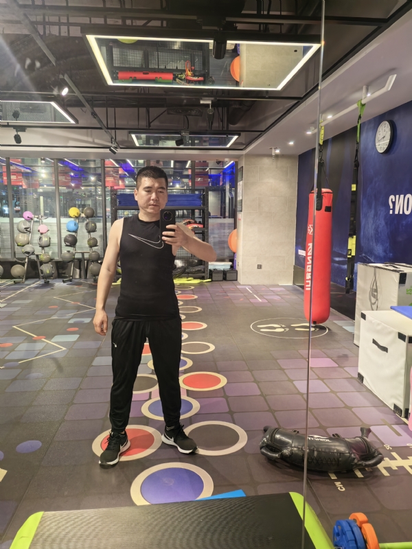 哈哈哈哈哈的第一张照片--南阳相亲服务中心