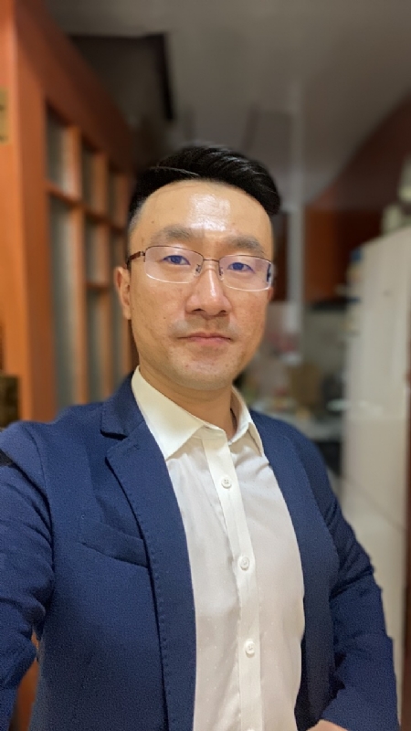 笑看人生的第一张照片--南阳相亲服务中心