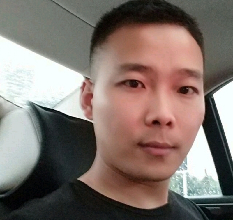 李先生的第二张照片--南阳相亲服务中心