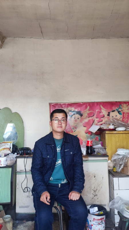 单身小王的第一张照片--南阳相亲服务中心