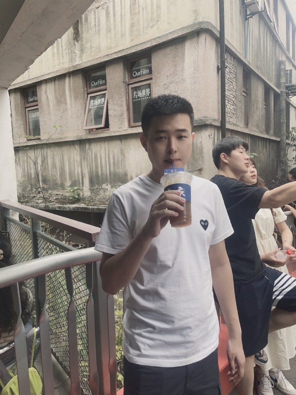 尚龙的第二张照片--南阳相亲服务中心