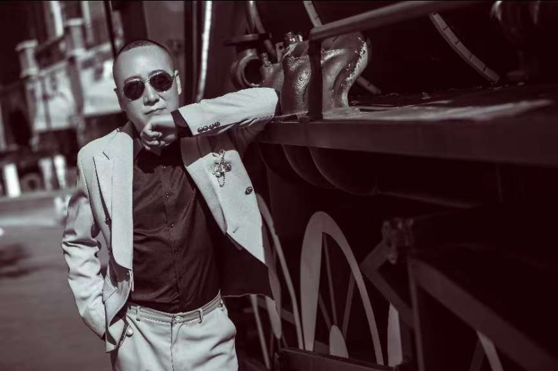 孤独燃烧的第一张照片--南阳相亲服务中心