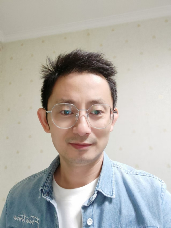 飘逸的第二张照片--南阳相亲服务中心