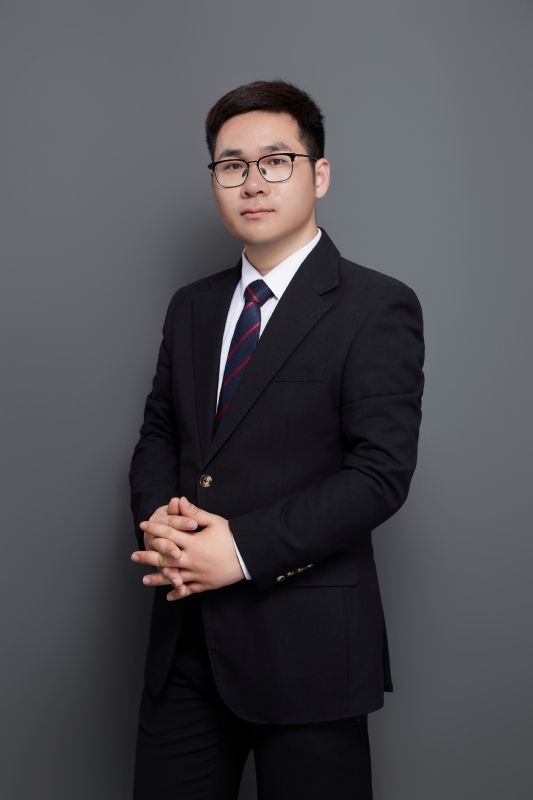 认真的第一张照片--南阳相亲服务中心