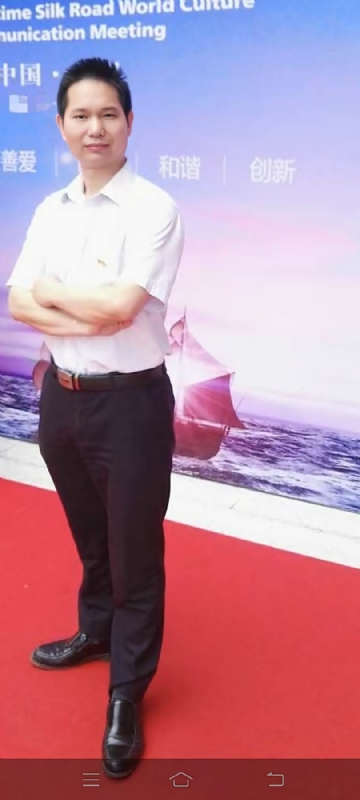 玉树临风的第一张照片--南阳相亲服务中心